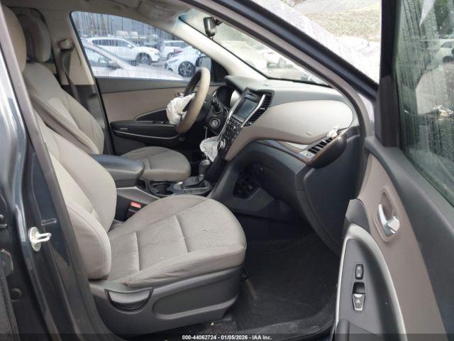 Hyundai SANTA FE Se Image 6
