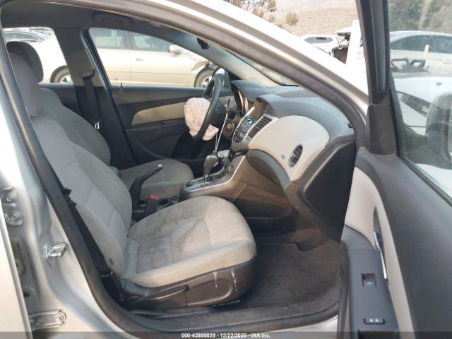 Chevrolet Cruze 1lt Auto Image 2