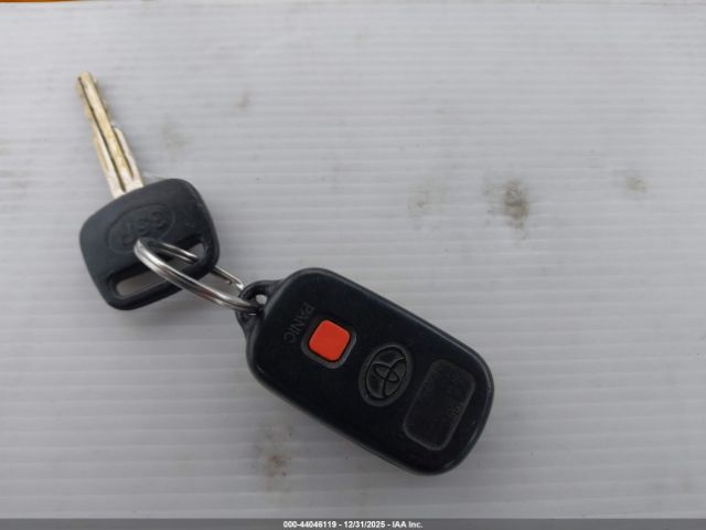 Toyota Matrix Xr Image 16