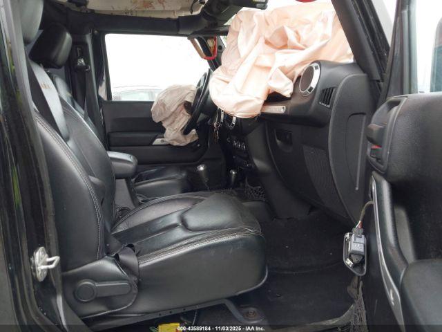 Jeep Wrangler Sahara Image 10