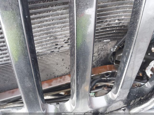 Jeep Wrangler Sahara Image 11