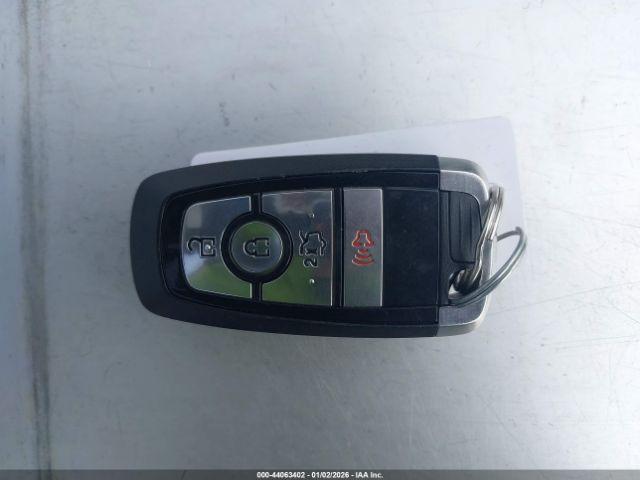 Ford Fusion S Image 20