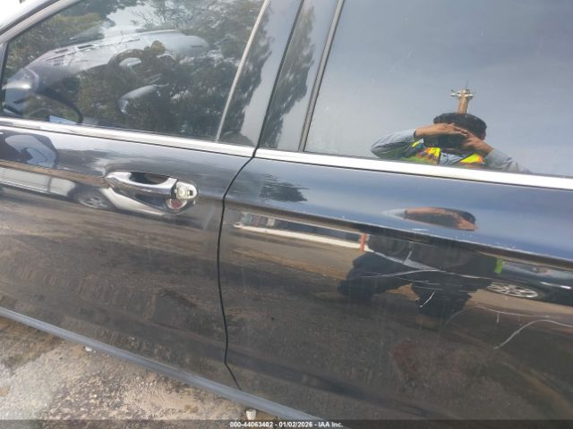 Ford Fusion S Image 9