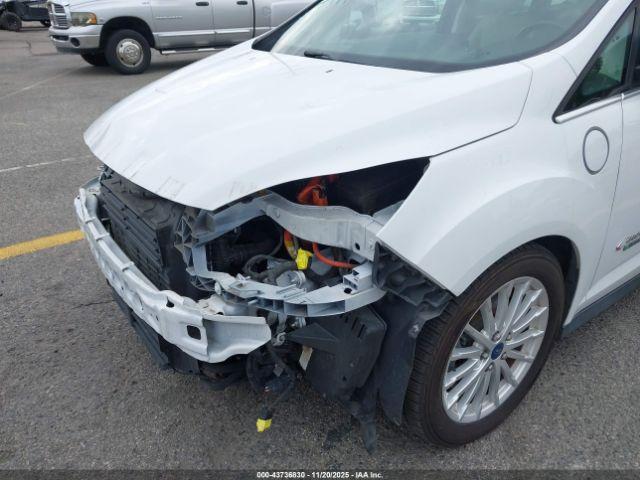 Ford C-MAX Energi Sel Image 16