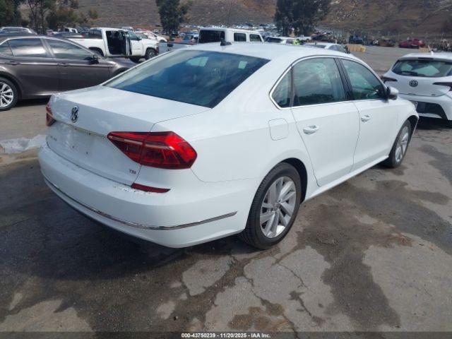 Volkswagen Passat 2.0t Se Image 10