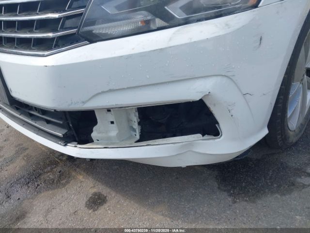 Volkswagen Passat 2.0t Se Image 15