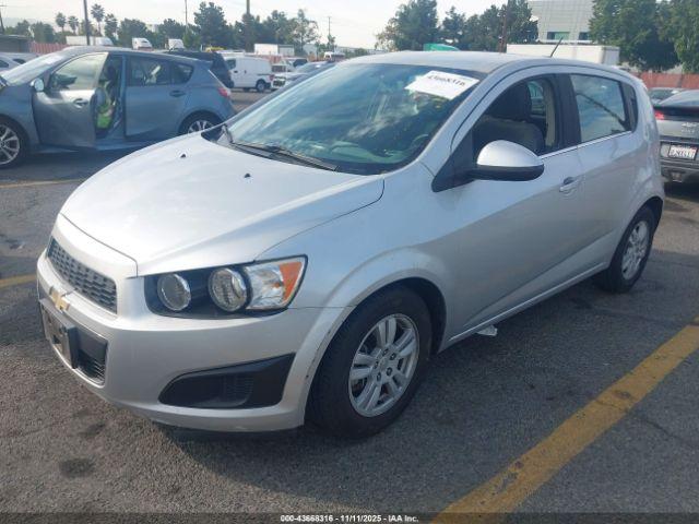 Chevrolet Sonic Lt Auto Image 5