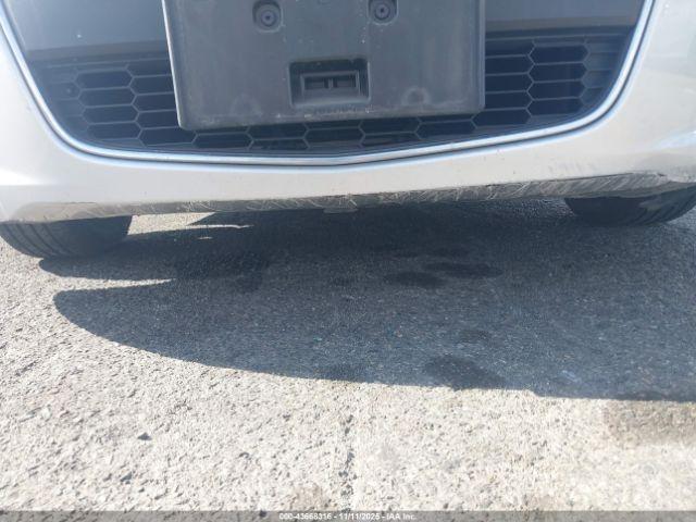 Chevrolet Sonic Lt Auto Image 15