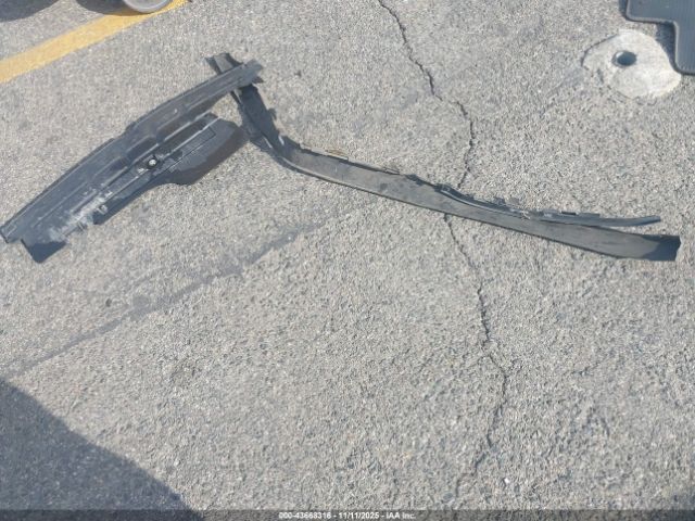 Chevrolet Sonic Lt Auto Image 9