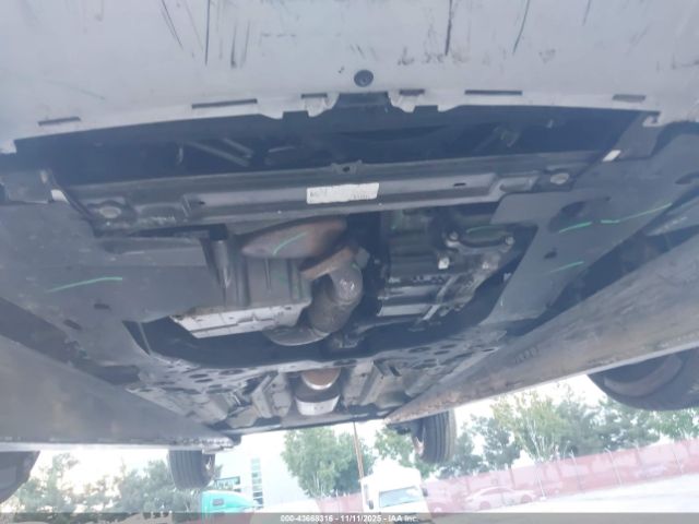 Chevrolet Sonic Lt Auto Image 7