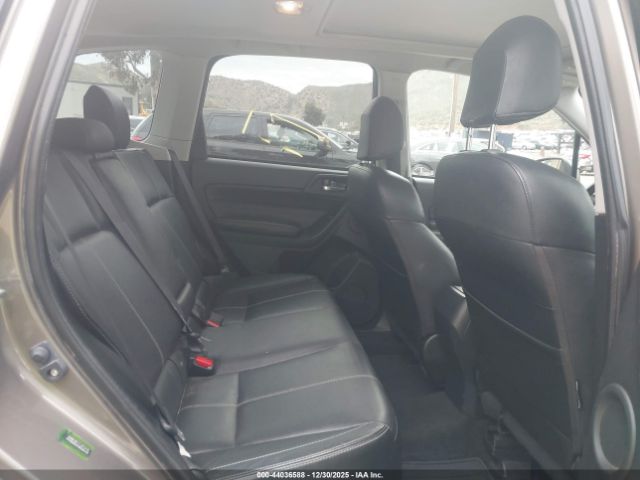 Subaru Forester 2.5i Touring Image 6
