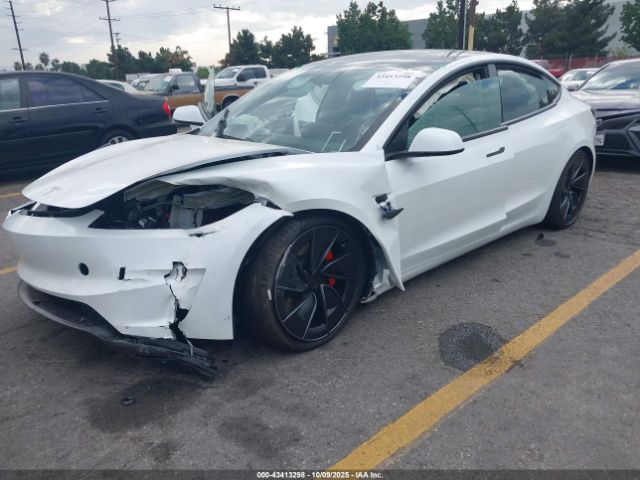 Tesla Model 3 Performance Image 14