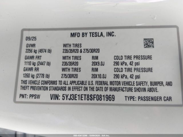 Tesla Model 3 Performance Image 12