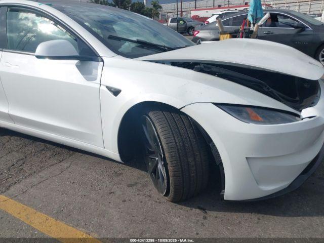 Tesla Model 3 Performance Image 7