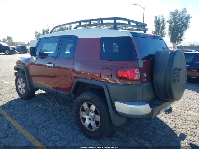 Toyota FJ Cruiser Image 2