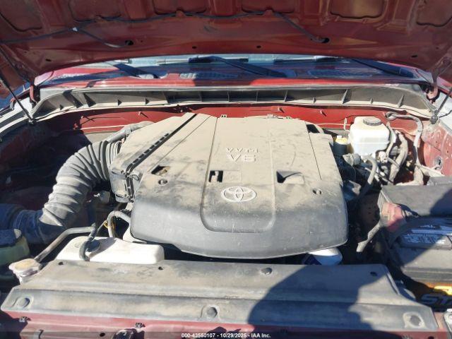 Toyota FJ Cruiser Image 8