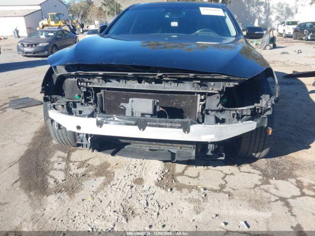 Hyundai Genesis 3.8 Image 18