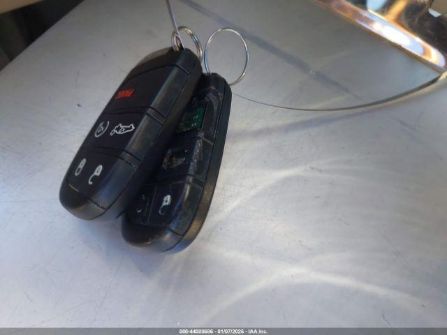 Chrysler 300c Image 10