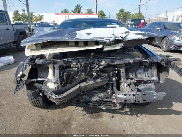 Dodge Challenger Sxt Image 6