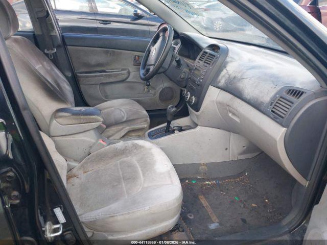 Kia Spectra Lx Image 4