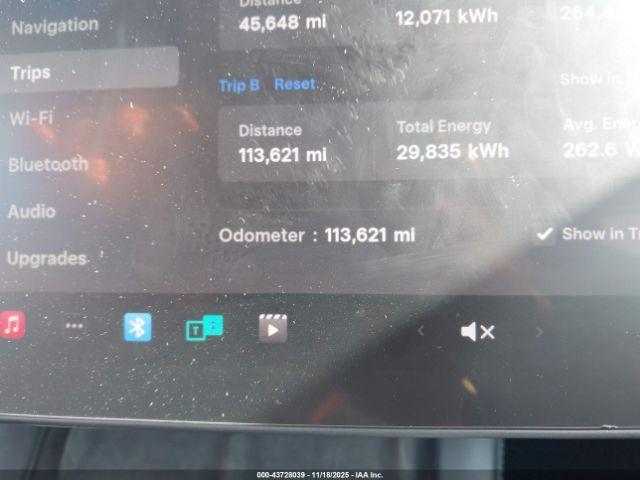 Tesla Model 3 Rear-wheel Drive Image 16