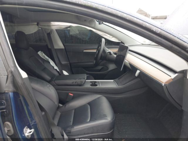 Tesla Model 3 Performance Dual Motor All-wheel Drive Image 9