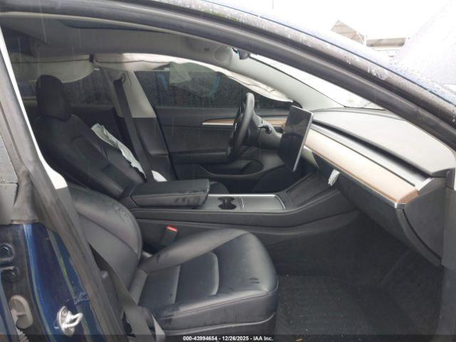 Tesla Model 3 Performance Dual Motor All-wheel Drive Image 9