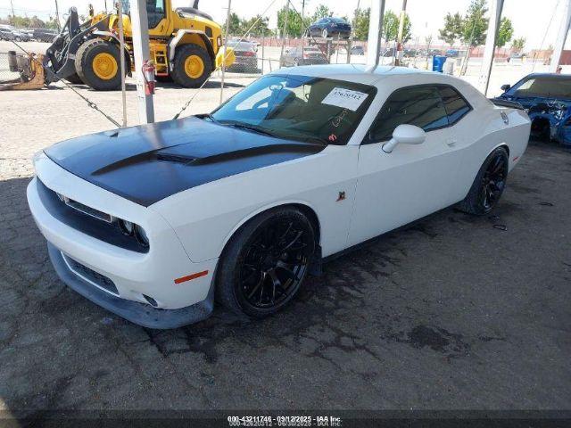 Dodge Challenger Image 2