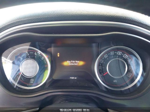 Dodge Challenger Image 6