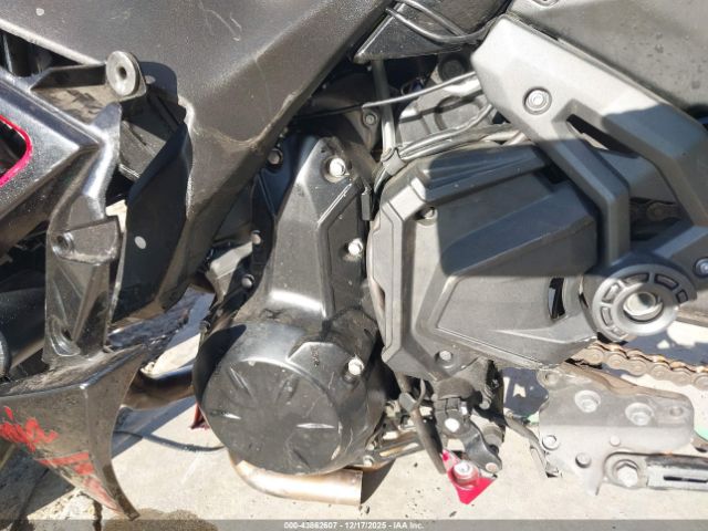 Kawasaki Ex650 M Image 8