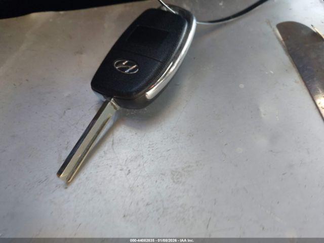 Hyundai SANTA FE 2.4l Image 3