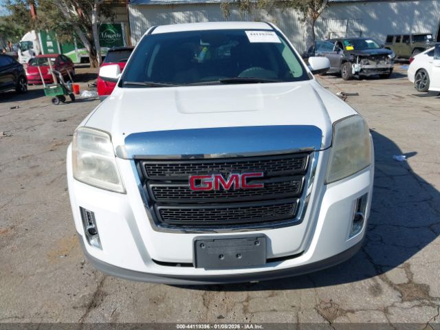 GMC Terrain Sle-1 Image 2