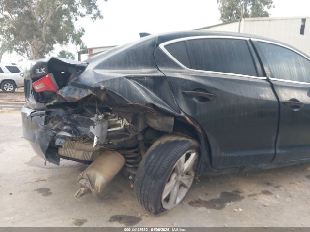 Acura ILX 2.0l Image 10