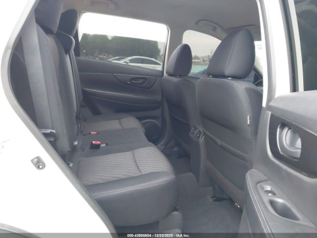 Nissan Rogue S Image 10