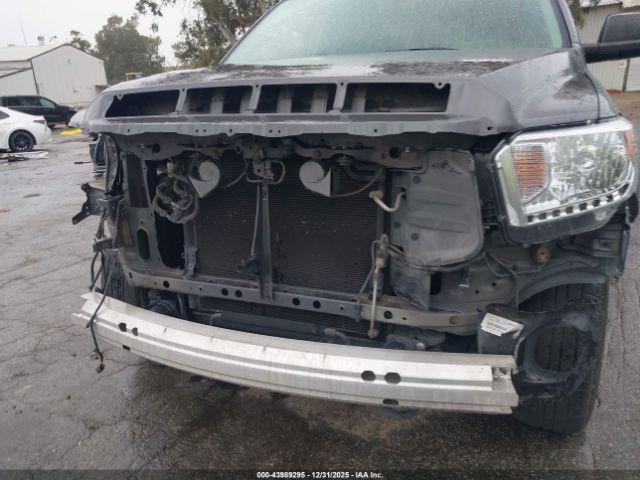 Toyota Tundra Sr5 5.7l V8 Image 4