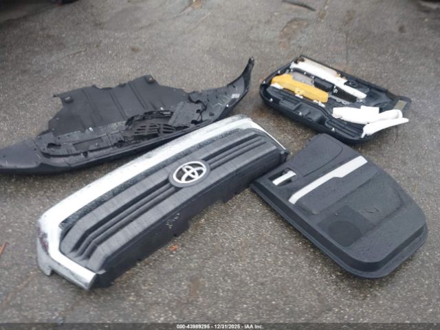 Toyota Tundra Sr5 5.7l V8 Image 7