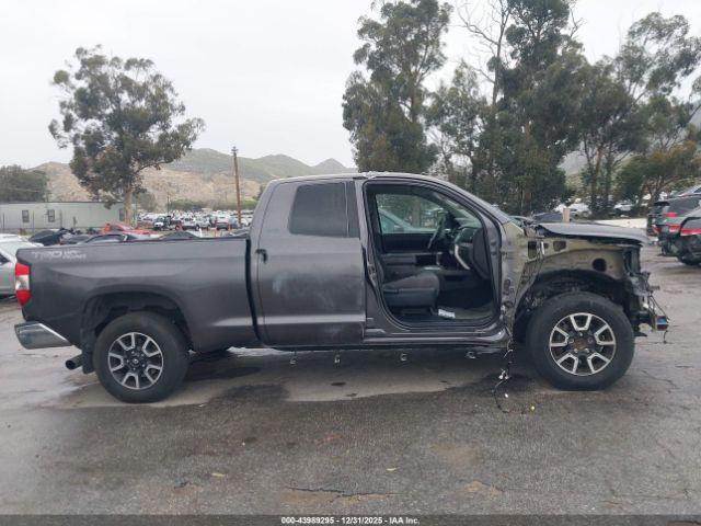 Toyota Tundra Sr5 5.7l V8 Image 9