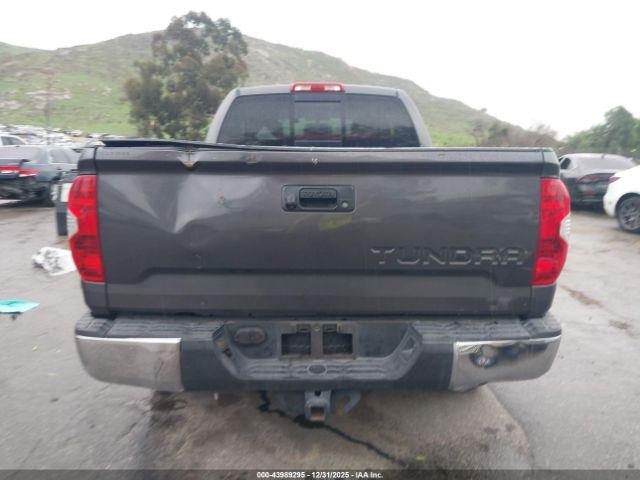 Toyota Tundra Sr5 5.7l V8 Image 17