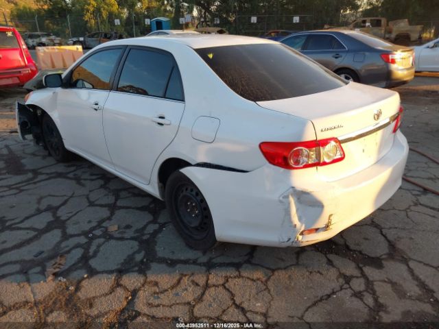 Toyota Corolla Le Image 10