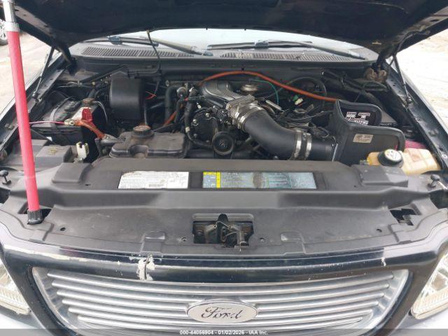 Ford F-150 Lariat Image 4