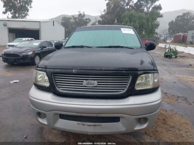 Ford F-150 Lariat Image 8