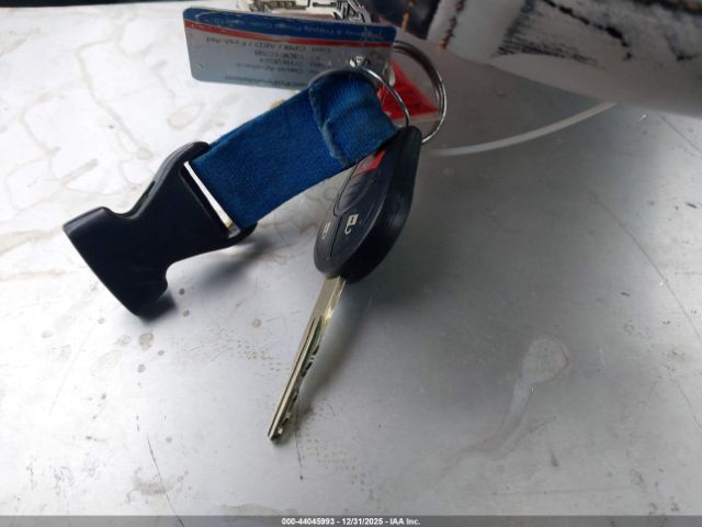 Nissan Versa Sv Image 8