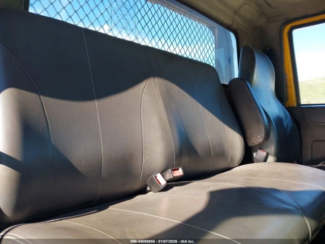 International 4000 4300 Image 16