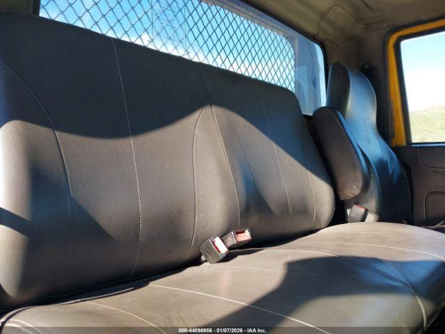 International 4000 4300 Image 16