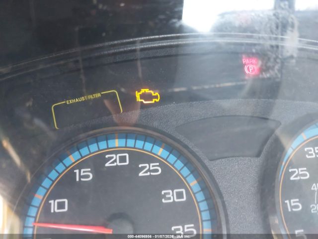 International 4000 4300 Image 12