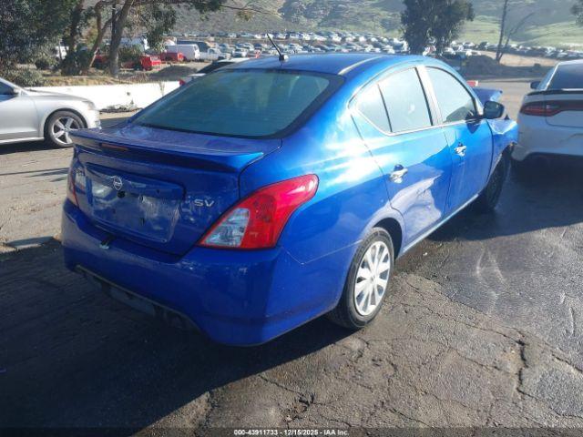 Nissan Versa Image 4