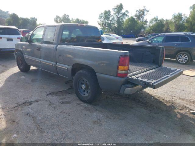 Chevrolet Silverado 1500 Ls Image 2