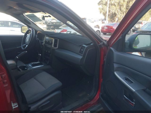 Jeep Grand Cherokee Laredo Image 3