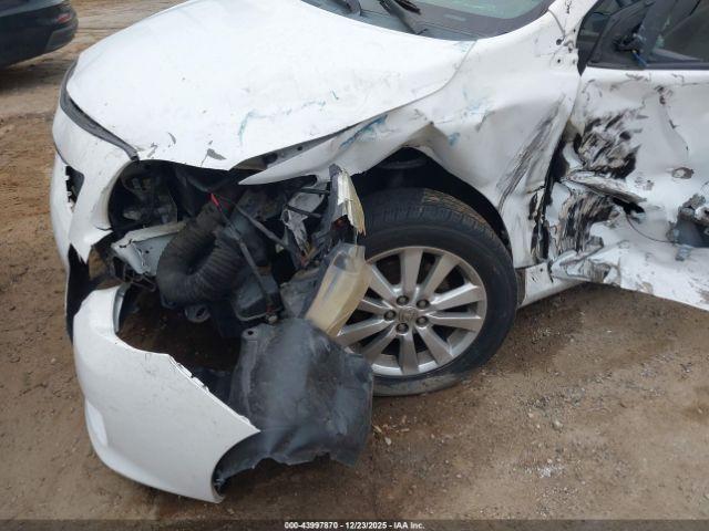 Toyota Corolla Le Image 9