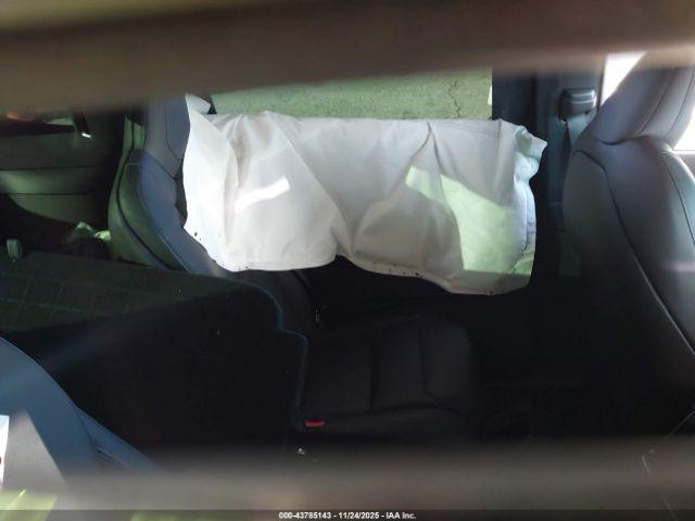 Tesla Model X Plaid Tri Motor All-wheel Drive Image 6